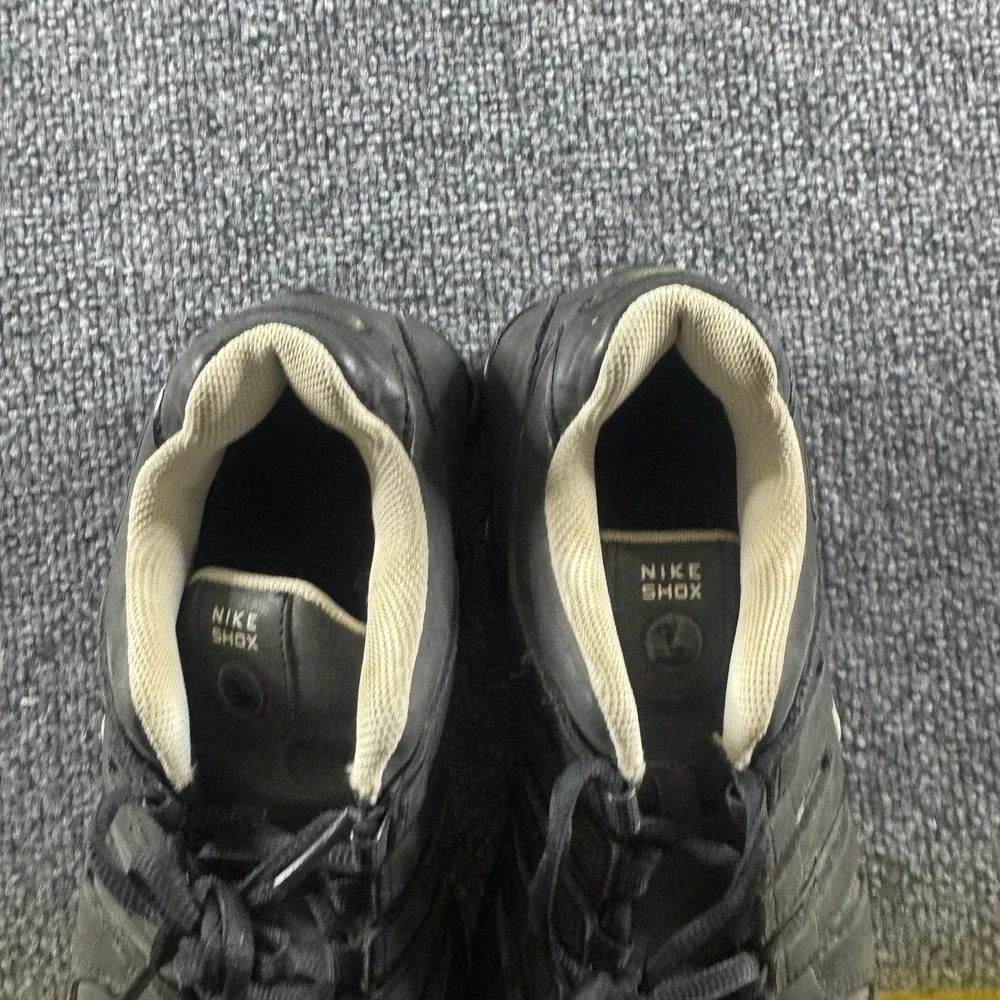 Nike shox shoes